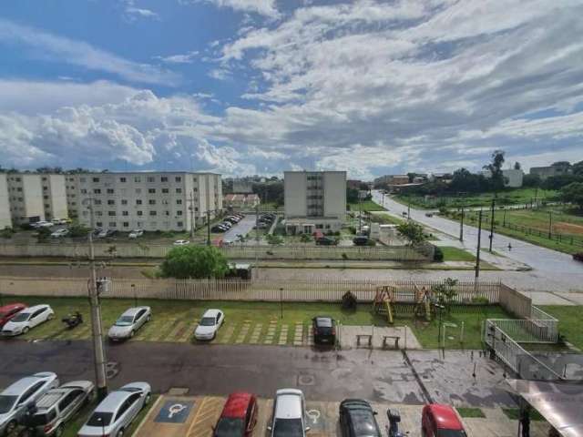 Apartamento mobiliado de 2 dormitórios, 1 vaga de garagem, com 40m² no bairro Mario Quintana.&lt;BR&gt;&lt;BR&gt;Imóvel dispõe de  cozinha com fogão, geladeira e armários, banheiro com box de vidro bl