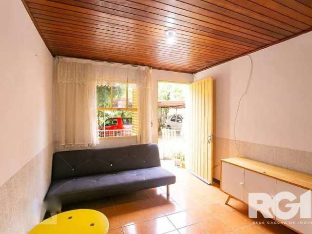 Ótima oportunidade!!!  Imóvel aconchegante à venda com 2 quartos e 1 banheiro no total. Este imóvel é ideal para quem procura conforto e comodidade. O condomínio fica localizado na Avenida Vicente Mon