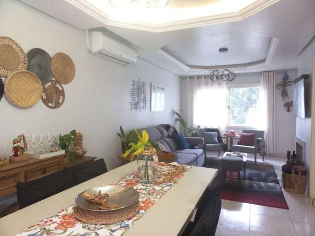 Casa à venda no Jardins do Prado - Hípica&lt;BR&gt;&lt;BR&gt;Casa com área privativa de 122,5 m²,  2 suítes e 3 banheiros,  cozinha com móveis planejados, sala 2 ambientes,  lavanderia,  área externa 