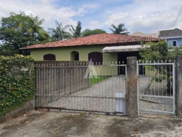 Casa residencial com 3 quartos  para alugar, 147.32 m2 por R$2900.00  - Gloria - Joinville/SC