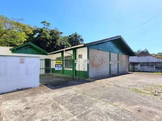 Casa comercial para alugar, 120.00 m2 por R$3900.00  - Gloria - Joinville/SC