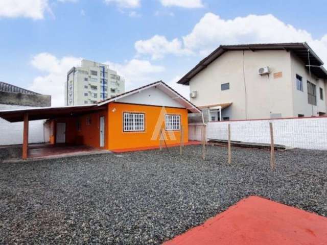 Casa residencial com 3 quartos  para alugar, 105.77 m2 por R$1990.00  - Costa E Silva - Joinville/SC