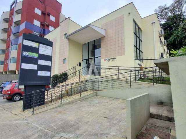 Sala para alugar, 44.46 m2 por R$1980.00  - America - Joinville/SC