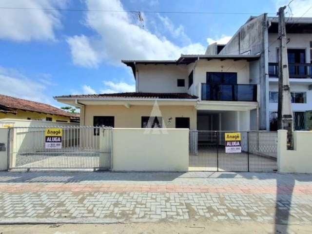 Casa residencial com 3 quartos  para alugar, 100.00 m2 por R$1800.00  - Paranaguamirim - Joinville/SC