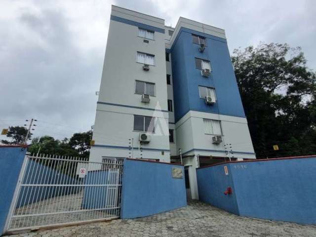 Apartamento com 1 quarto  para alugar, 30.53 m2 por R$1390.00  - Bom Retiro - Joinville/SC