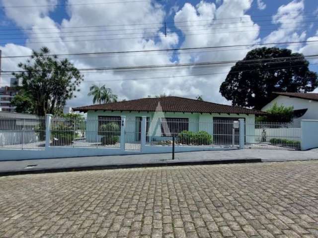 Casa residencial com 3 quartos  para alugar, 130.42 m2 por R$2990.00  - Bom Retiro - Joinville/SC