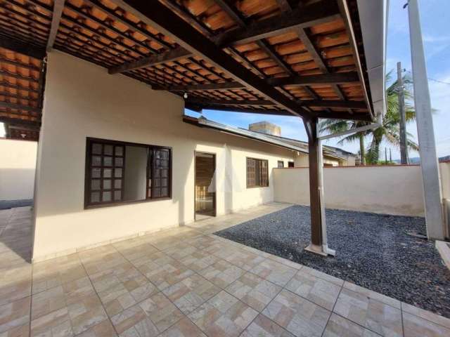 Casa residencial com 2 quartos  para alugar, 97.07 m2 por R$1900.00  - Boa Vista - Joinville/SC