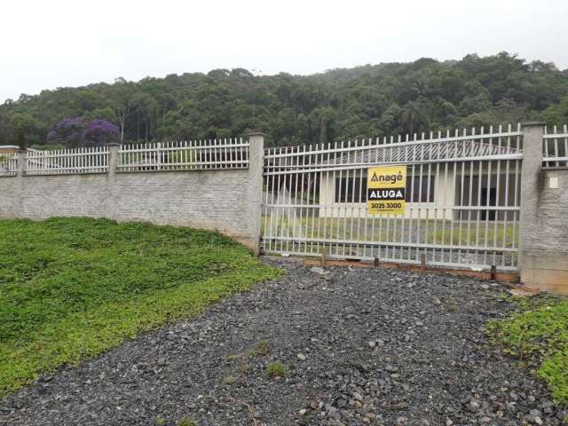 Casa residencial com 2 quartos  para alugar, 90.00 m2 por R$1700.00  - Vila Nova - Joinville/SC