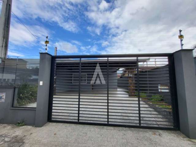 Casa residencial com 2 quartos  para alugar, 102.40 m2 por R$4000.00  - Bom Retiro - Joinville/SC