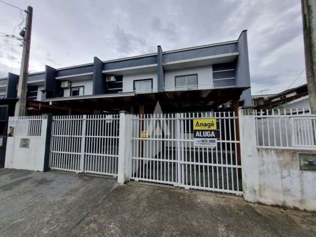 Casa residencial com 2 quartos  para alugar, 65.02 m2 por R$1700.00  - Boa Vista - Joinville/SC