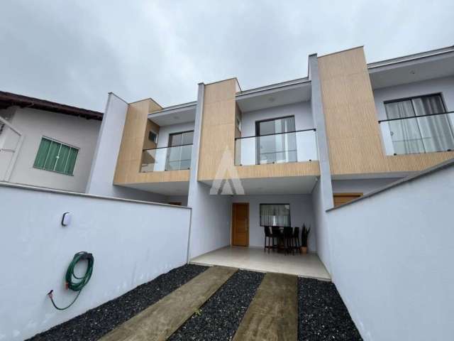 Casa residencial com 2 quartos  para alugar, 104.00 m2 por R$2600.00  - Joao Costa - Joinville/SC