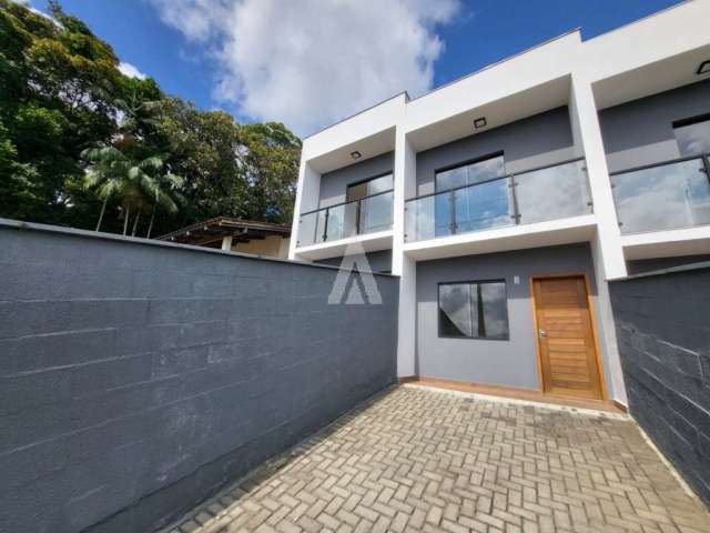 Casa residencial com 2 quartos  para alugar, 71.60 m2 por R$2300.00  - Santa Catarina - Joinville/SC