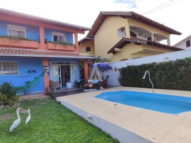 Casa residencial com 3 quartos  para alugar, 95.00 m2 por R$5000.00  - Boa Vista - Joinville/SC