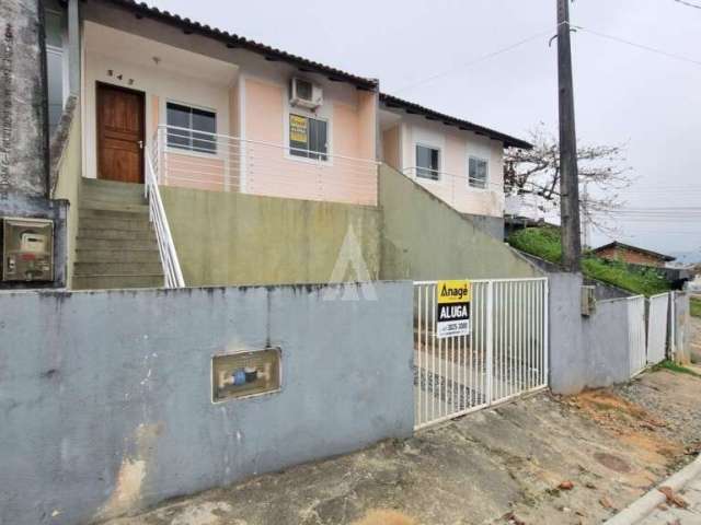 Casa residencial com 2 quartos  para alugar, 50.00 m2 por R$1250.00  - Jarivatuba - Joinville/SC