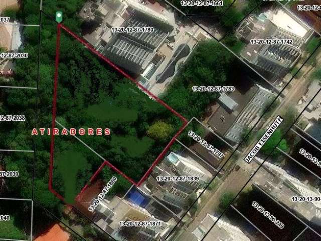 Terreno com 4.239 m² de área, Residencial à venda na Rua Jacob Eisenhuth, Atiradores, Joinville por R$ 1.650.000.00 por R$ 1480.000,00.