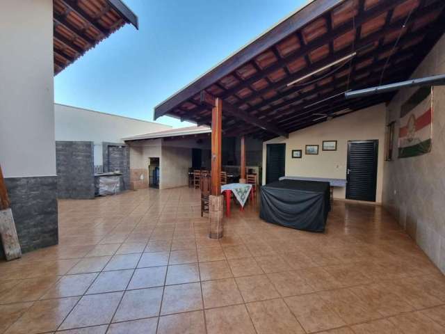 Casa com 4 dormitórios à venda por R$ 500.000,00 - Aeroporto - Barretos/SP