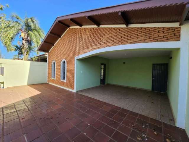 Casa com 3 dormitórios à venda, 135 m² por R$ 400.000,00 - Aeroporto - Barretos/SP