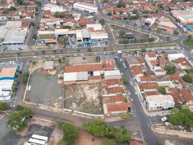 Terreno à venda, 1200 m² por R$ 1.300.000,00 - América - Barretos/SP