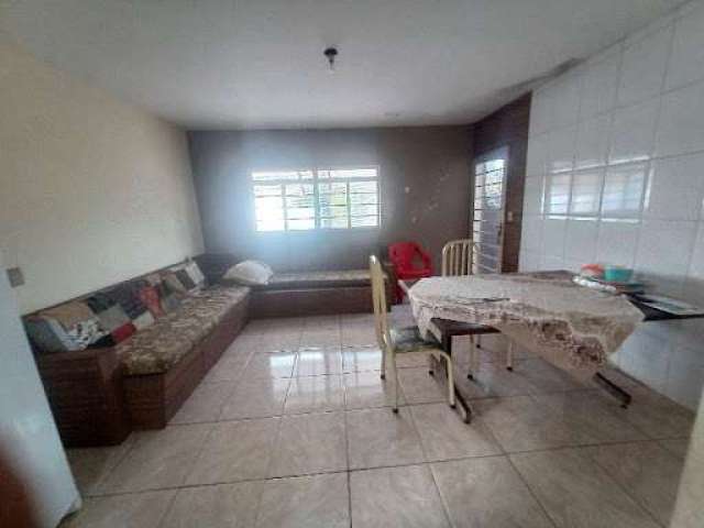 Casa com 3 dormitórios à venda, 242 m² por R$ 240.000,00 - América - Barretos/SP