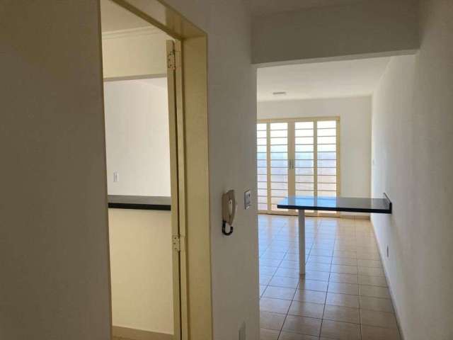 Apartamento com 3 dormitórios para alugar, 60 m² por R$ 1.550,00/mês - Ibirapuera - Barretos/SP