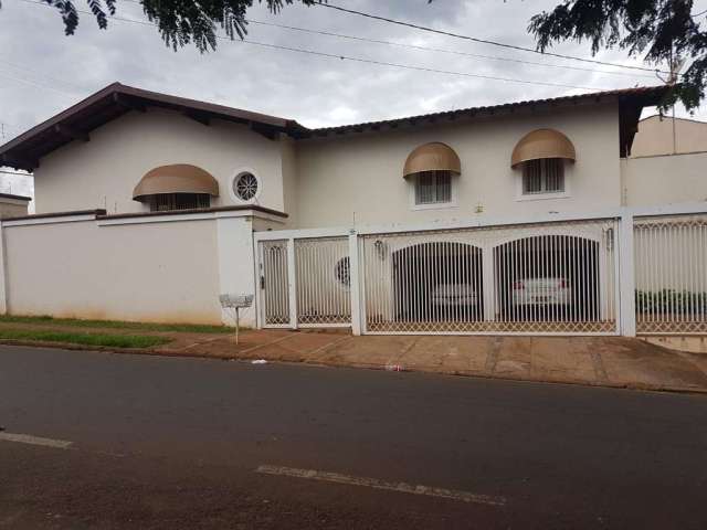 Casa com 4 dormitórios à venda, 430 m² por R$ 1.250.000,00 - Primavera - Barretos/SP