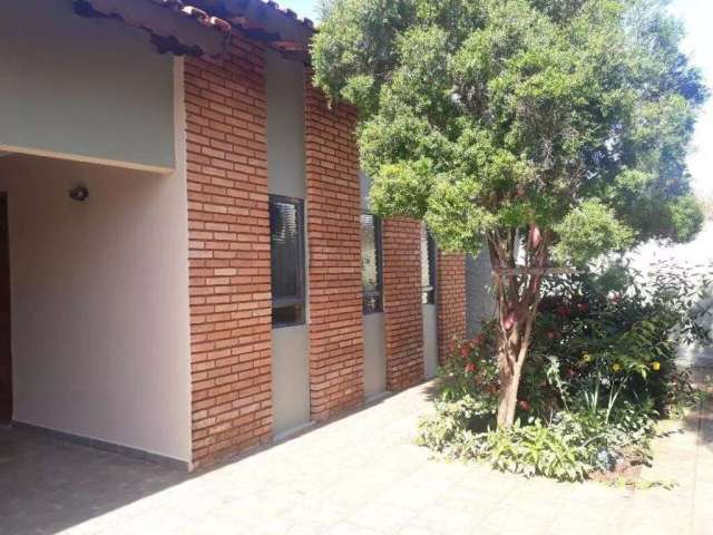 Casa com 3 dormitórios, 186 m² - venda por R$ 460.000,00 ou aluguel por R$ 1.940,00/mês - Jardim Soares - Barretos/SP