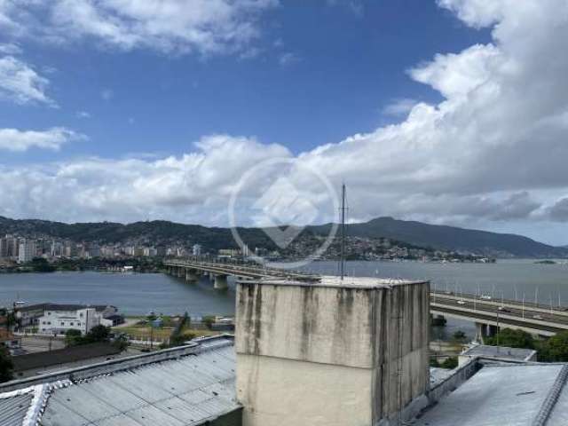 Apartamento de 3 dormitórios, sendo 2 suítes, com vista mar no bairro Estreito/Florianópolis-SC codigo: 60592