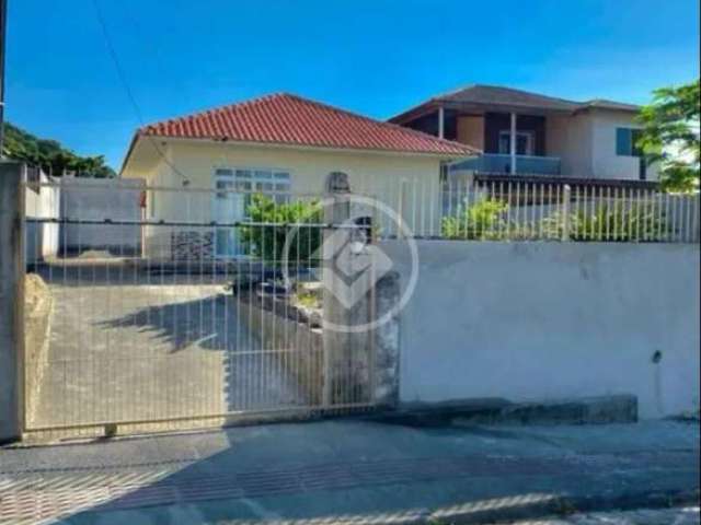 Casa localizada no bairro Forquilhinhas-São José codigo: 73633