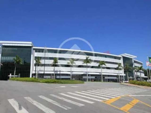 Excelente oportunidade de investimento! Sala comercial de 54 m², localizada no prestigiado complexo Square SC, no Saco Grande.Torre A. codigo: 90448