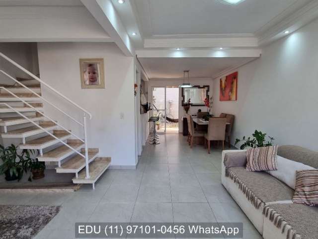 Casa com 3 dormitórios 1 Suíte à venda, 105 m² por R$ 739.000 - Granja Viana - Cotia/SP