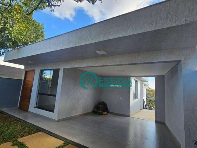 Casa com 3 dormitórios à venda, 135 m² por R$ 890.000 - Shalimar - Lagoa Santa/MG