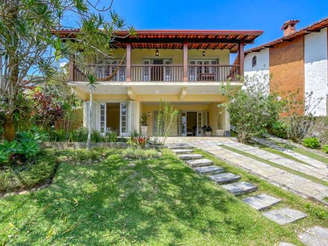 Casa em condomínio fechado com 5 quartos à venda na Avenida Reseda, Carlos Guinle, Teresópolis, 254 m2 por R$ 1.740.000