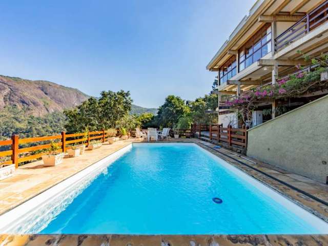 Casa com 5 quartos à venda na Estrada Uirapuru, Parque do Imbui, Teresópolis, 273 m2 por R$ 1.380.000