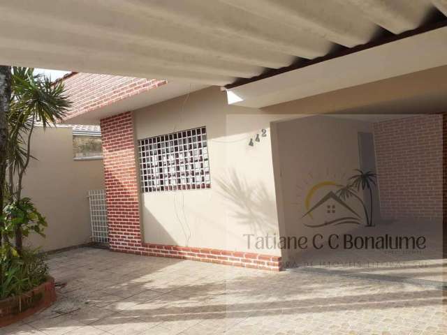 Casa para Venda em Praia Grande, Maracanã, 3 dormitórios, 2 banheiros, 5 vagas