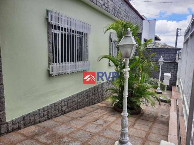 Casa com 3 dormitórios à venda por R$ 640.000,00 - Bairu - Juiz de Fora/MG