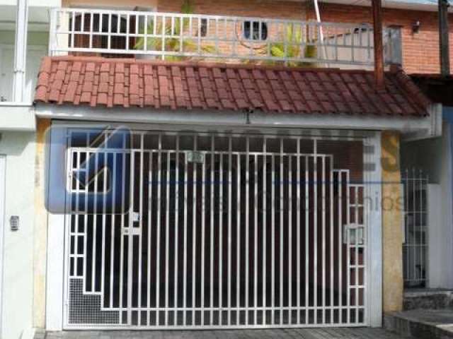 Casa com 3 quartos à venda no Parque Jaçatuba, Santo André , 193 m2 por R$ 700.000