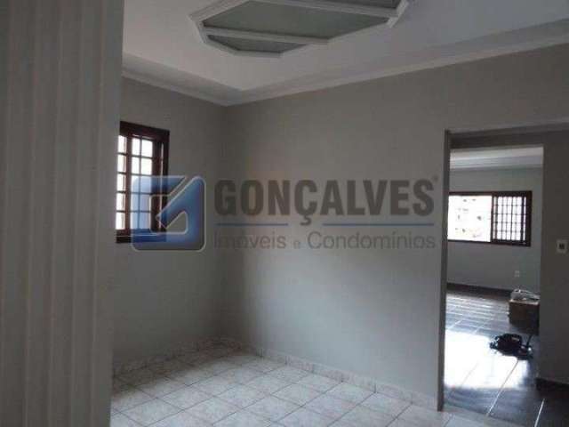 Casa com 3 quartos à venda no Jardim Lavínia, São Bernardo do Campo , 244 m2 por R$ 900.000