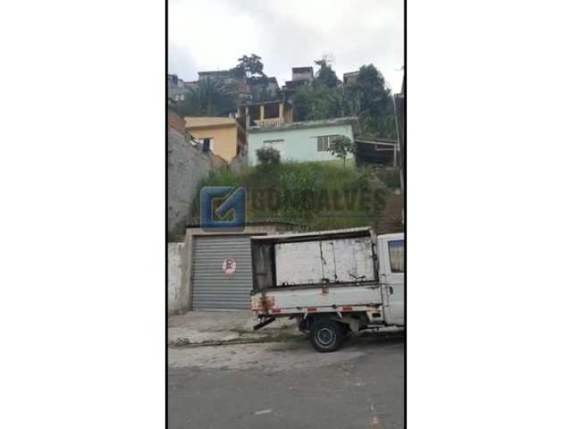 Terreno à venda no Jardim Itapeva, Mauá  por R$ 200.000