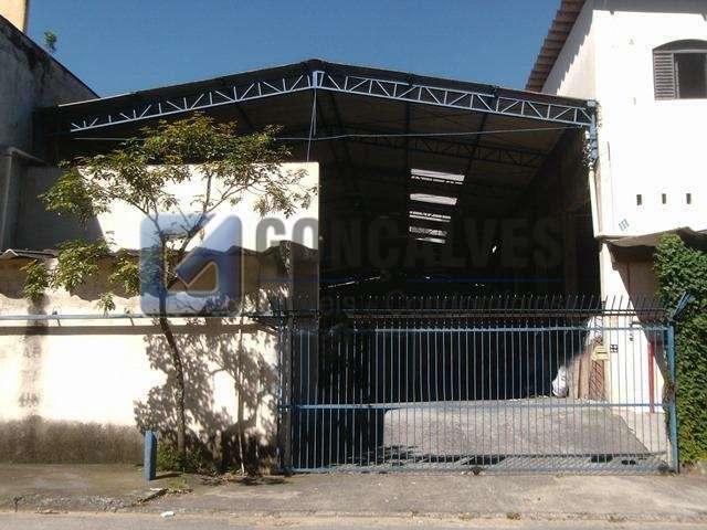 Barracão / Galpão / Depósito à venda no Campestre, Santo André  por R$ 35.000.000