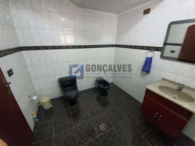 Casa com 3 quartos para alugar no Centro, Diadema , 400 m2 por R$ 13.200