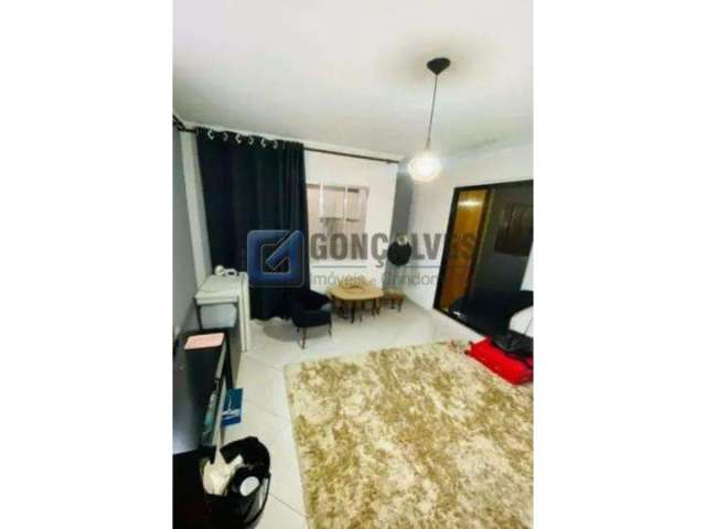 Casa com 3 quartos para alugar no Jardim Itapoan, Santo André , 266 m2 por R$ 5.000