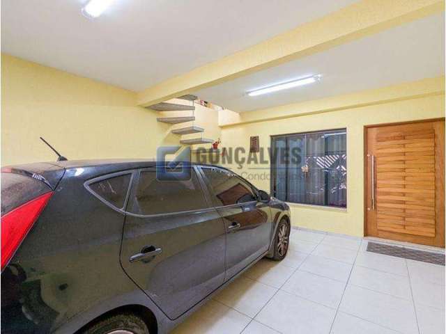 Casa com 3 quartos para alugar no Taboão, São Bernardo do Campo , 200 m2 por R$ 4.000