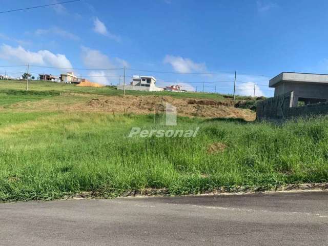 Excelente terreno de 630m² em aclive no Condomínio Conde Taubaté, Taubaté/SP - LO4466