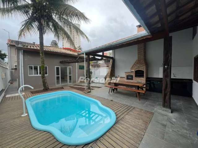 Casa para aluguel, 5 quarto(s),  Vila Das Jabuticabeiras, Taubaté - CA5333