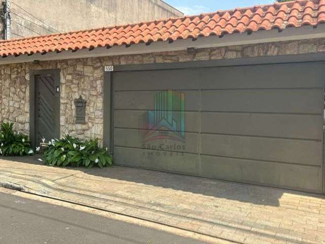 Casa com 4 quartos à venda na Rua Itália, 550, Vila Prado, São Carlos, 305 m2 por R$ 930.000