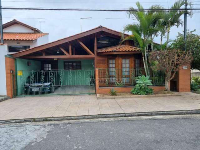 Casa com 3 dormitórios à venda, 115 m² por R$ 849.900,00 - Granja Viana - Cotia/SP