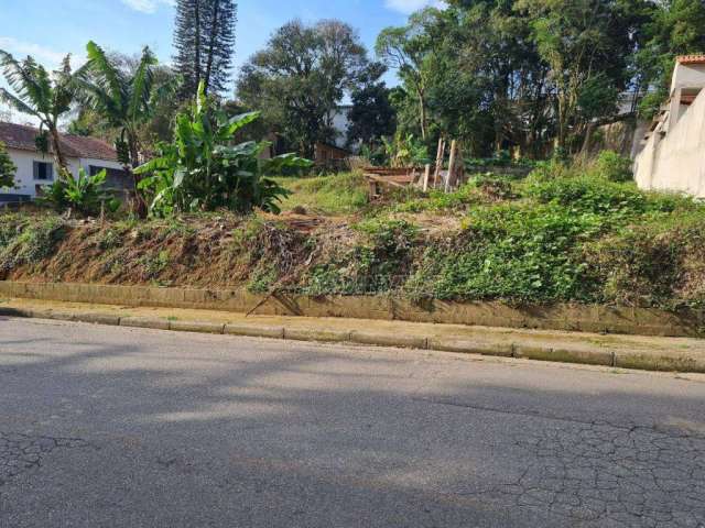 Terreno comercial  com 1.380m² Zoneamento ZICS  na Granja Viana km 22