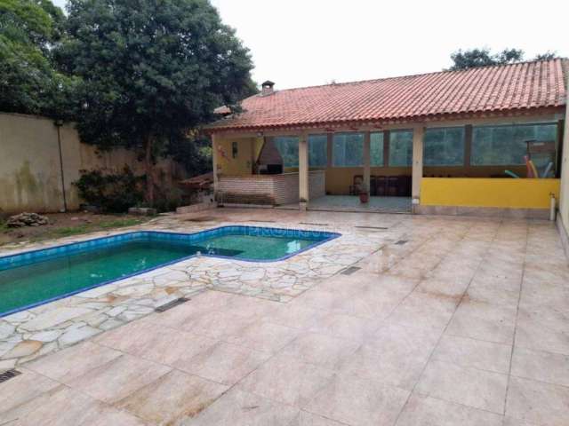 Casa com 3 dormitórios à venda, 724 m² por R$ 800.000,00 - Chácara Roselândia - Cotia/SP