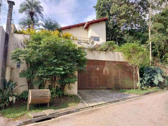 Casa com 4 dormitórios à venda, 232 m² - Vila Diva - Granja Viana/SP