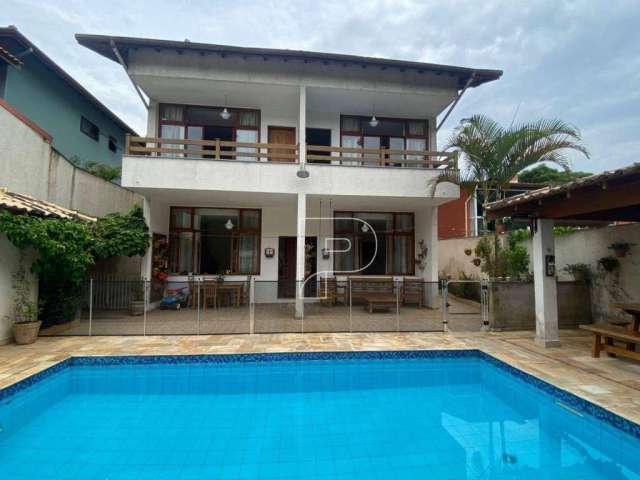 Casa com 4 dormitórios à venda, 302 m² por R$ 1.490.000,00 - Granja Viana - Cotia/SP